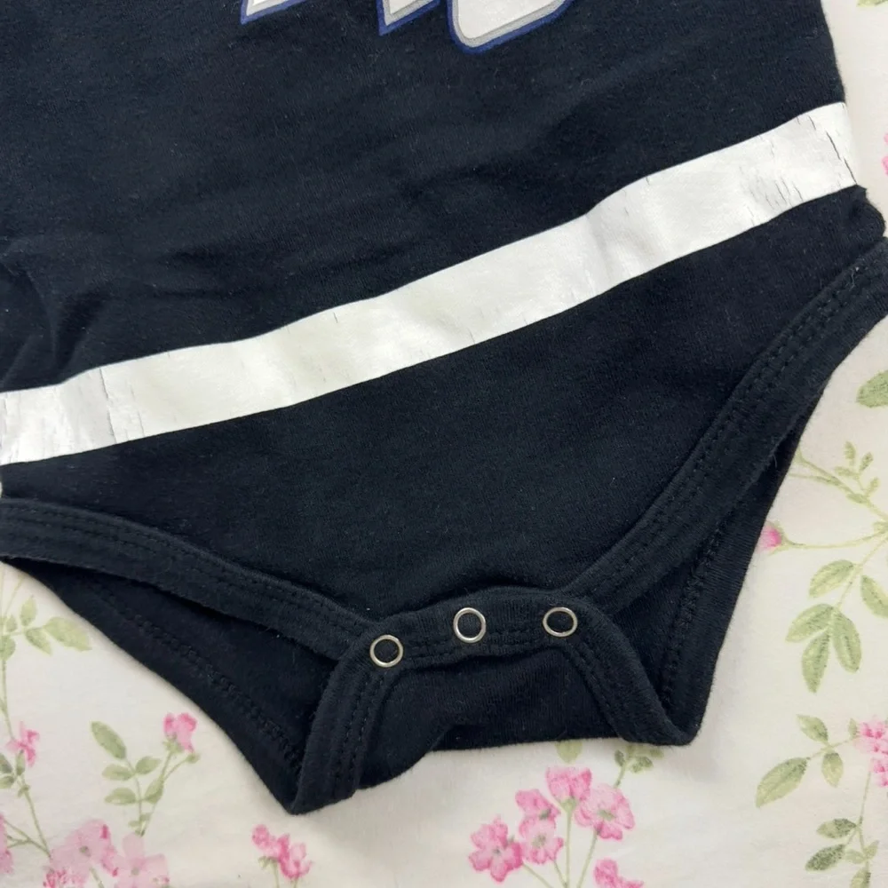 Tampa Bay Lightning Hockey Jersey Bolts Infant Onesie‎ 6-9 Months